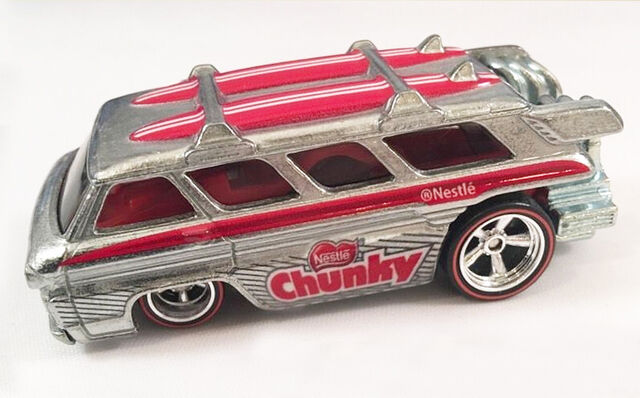 File:ChevyGreenbrierWagonDJG73.jpg