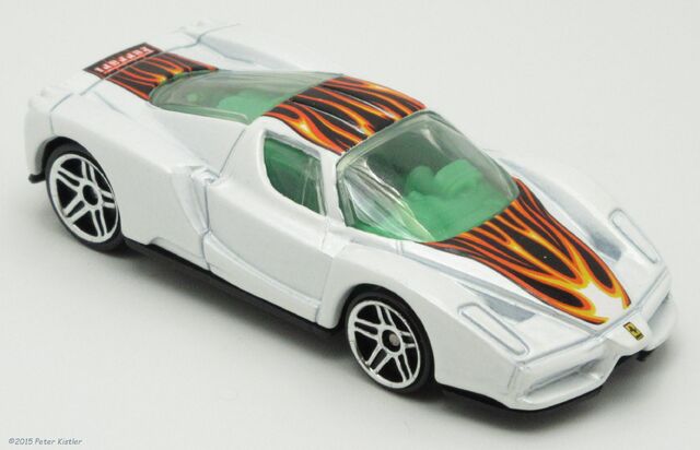 File:Enzo Ferrari-22256.jpg