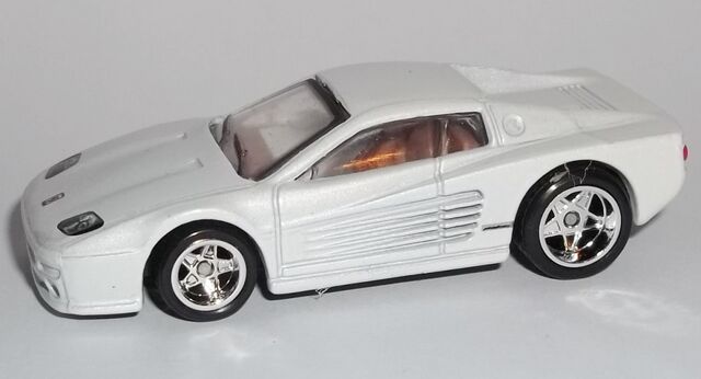 File:HW-Retro Entertainment-Miami Vice-Ferrari F512 M.jpg