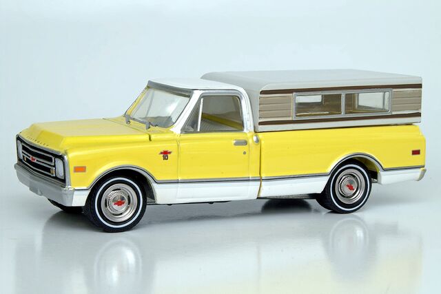 File:Greenlight 1968 Chevrolet C-10 - 2578df.jpg