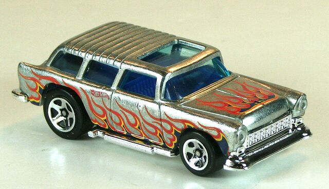 File:2013-219-Showroom-ClassicNomad-ZAMAC.jpg