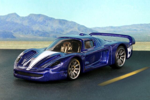 File:Maserati MC12 - 8374df.jpg