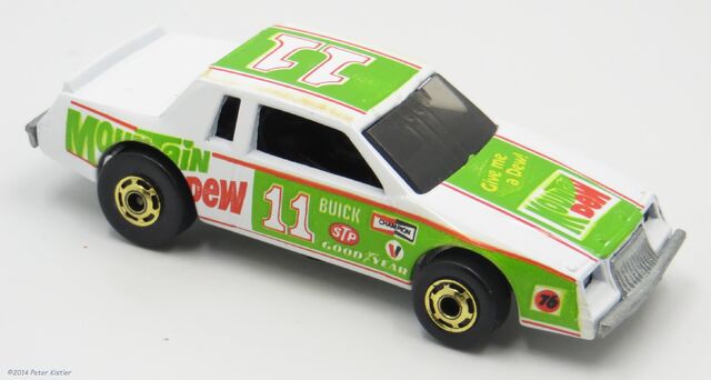 File:NASCAR Stocker-10071.jpg