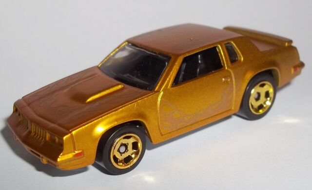 File:HW-2014-Cool Classics--22-'84 Hurst Olds..jpg