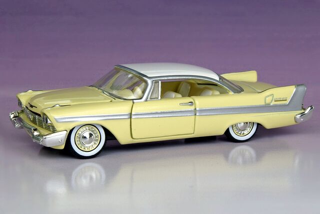 File:M2 Machines Auto-Thentics 1958 Plymouth Belvedere - 2544ef.jpg