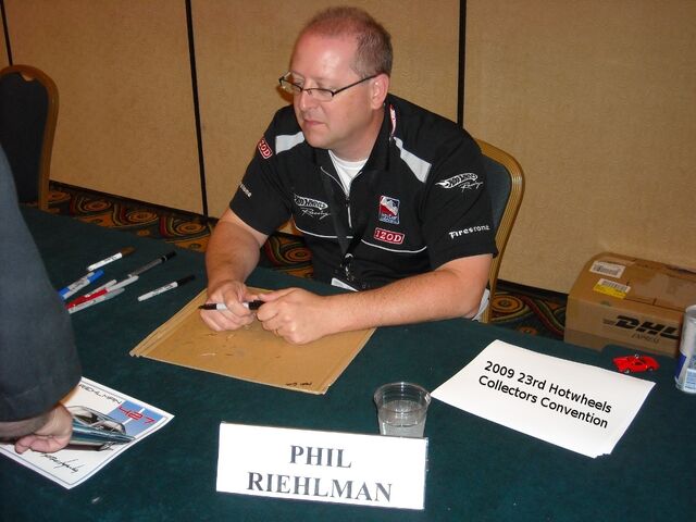 File:Phil Riehlman Autograph.jpg