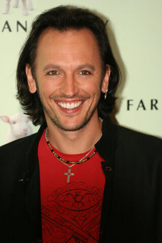 File:Steve Valentine.jpg