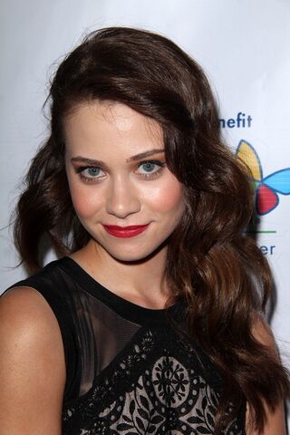 File:Amanda Leighton 2014-06-18 16-54.jpg
