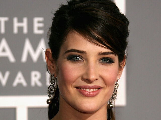 Datei:Cobie-cobie-smulders-2616809-1024-768.jpg