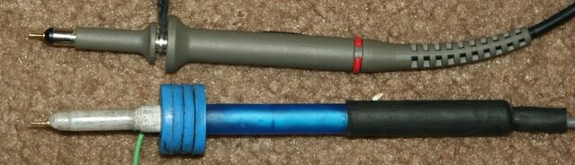 File:Homemade-100x-oscilloscope-probe-tip-and-commercial-10x-probe-tip.jpg