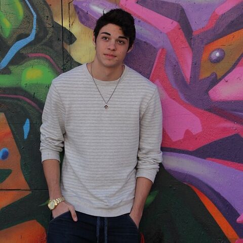 File:Noah Centineo- 1397665240.jpg