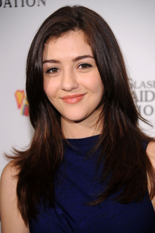 File:Katie Findlay.png