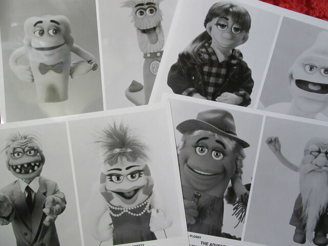 File:TimmyToothMuppetCards.jpg