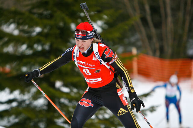 File:Magdalena Neuner.jpg