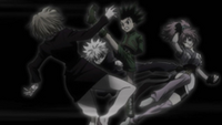 250px-Gon & Killua Attempting To Escape.png