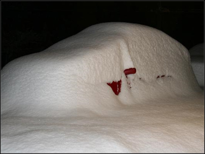 File:Car buried in Snow.jpg