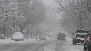 File:Snow-Covered-Road.jpg