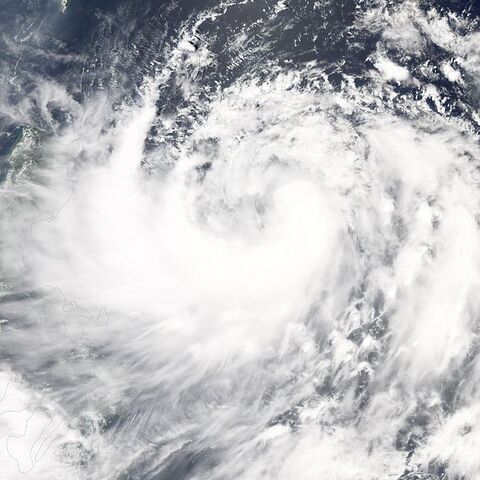 File:Typhoon Matsa 02 aug 2005 0440Z.jpg