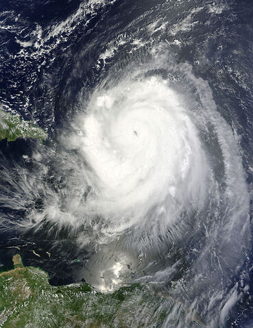 File:Hurricane Earl 2010-08-30 1500Z.jpg