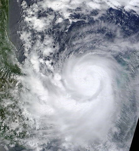File:Hurricane Karl 2010-09-16 1720Z.jpg