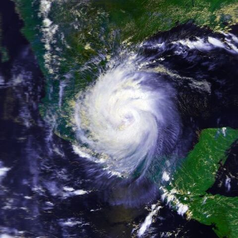 File:Hurricane Diana 07 aug 1990 2004Z.jpg