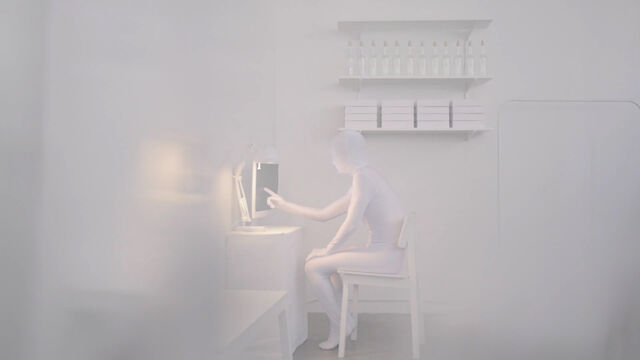 File:iamamiwhoami; CONCERT IN BLUE 20150429 (Still 1).jpg