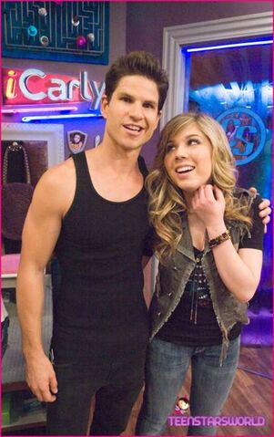 File:Cort+Sam.jpg