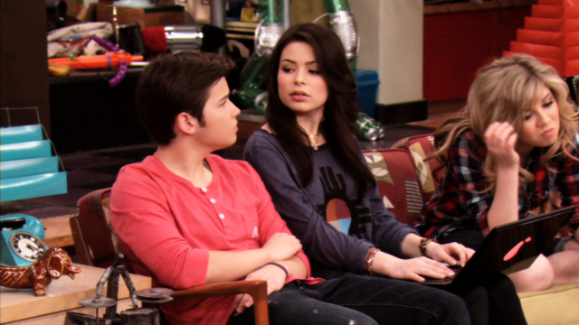 File:IHaI-CreddieScreencaps-14.png