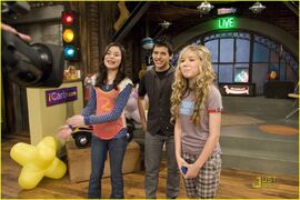 David-on-iCarly-david-archuleta-3784931-1222-815