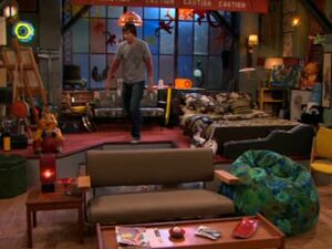 Spencer's Zimmer.jpg