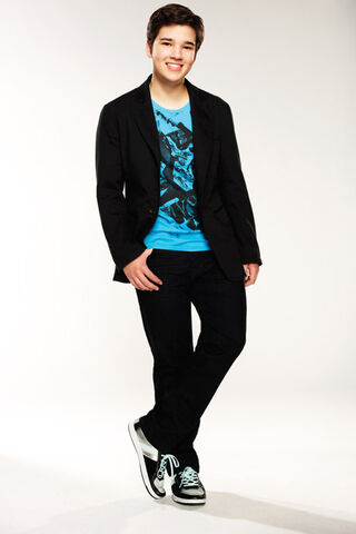 File:Stylish Freddie.jpg