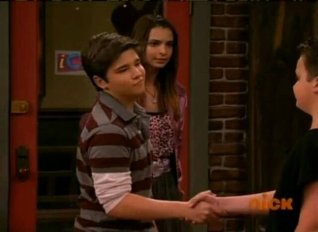File:Fibbyhandshake9.jpg