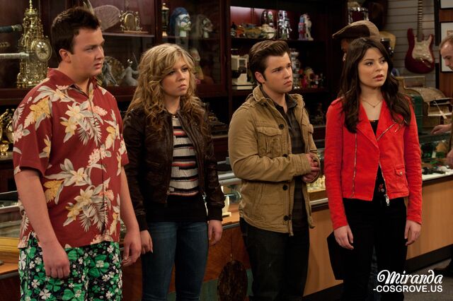 File:IPawnStarsStills031.jpg