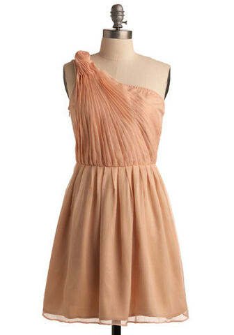 File:Dress7.jpg