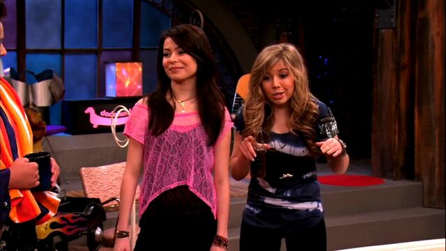 File:ICarly.S04E09.iPity.the.Nevel-HD.480p.WEB-DL.x264-mSD.mkv 000530906.jpg