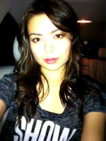 File:Miranda Cosgrove haircut.jpg