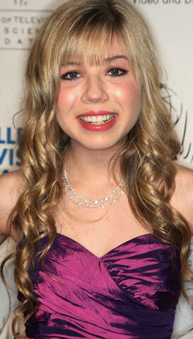 File:30th+College+Television+Awards+Gala+2przkc30D9Bl.jpg