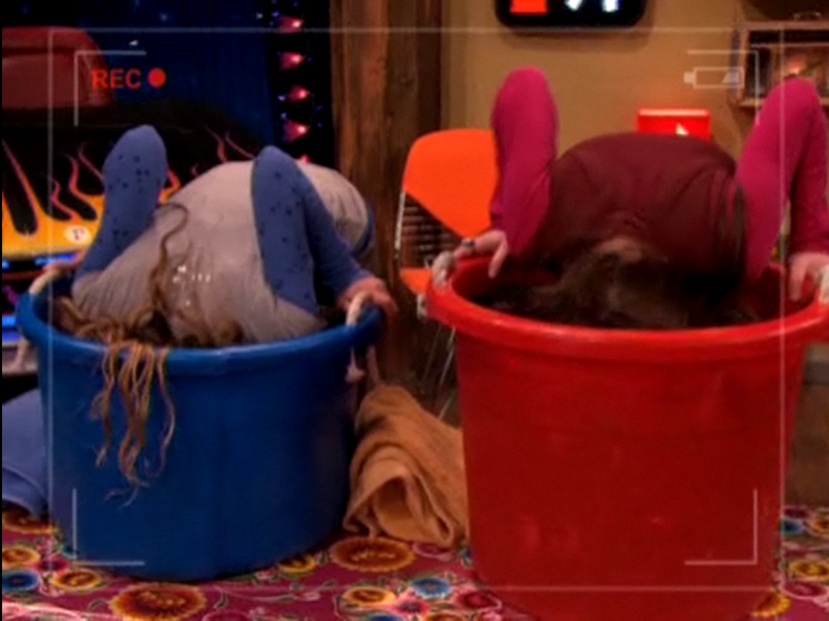 Best of Jennette mccurdy ice bucket challenge Excellent porn Pissing porn pic