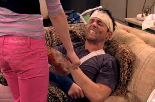 File:Lewbert Gets Greedy.jpg