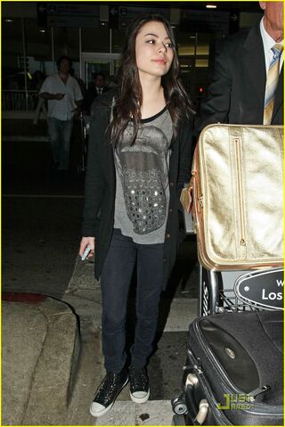 File:Miranda-cosgrove-rolling-stone-02.jpg
