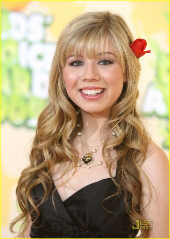 File:Jennette-mccurdy-nathan-kress-kids-choice-awards-04.jpg