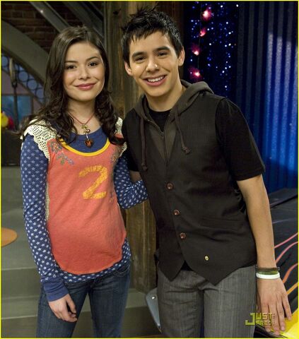 Datei:David-Archuleta-on-iCarly-icarly-3784953-1078-1222.jpg