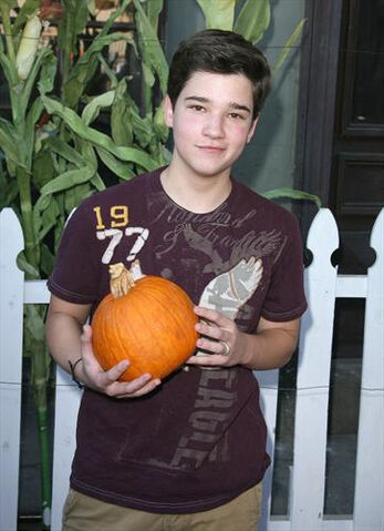 File:Fredward benson.jpg