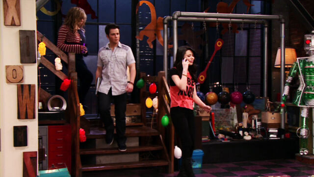 File:IOaR-CreddieScreencaps-01.jpg