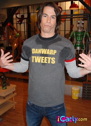 File:@DanWarp Tweets.jpg