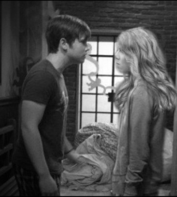 File:IHire an Idiot Seddie.jpg