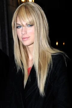 Image - Taylor-swift-bangs-straight-hair-240tp121109.jpg ...