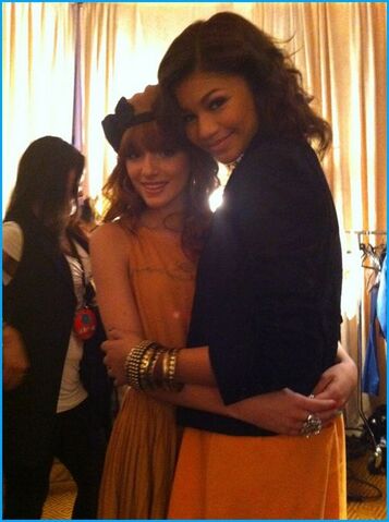 File:Bella-Thorne-Zendaya-Coleman.jpg