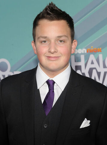 File:Halo-awards-noah-munck.jpg