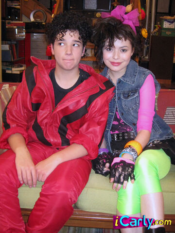 File:72069 2740904688.jpg